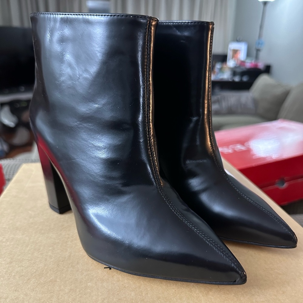 Black Boots Leather Size 7